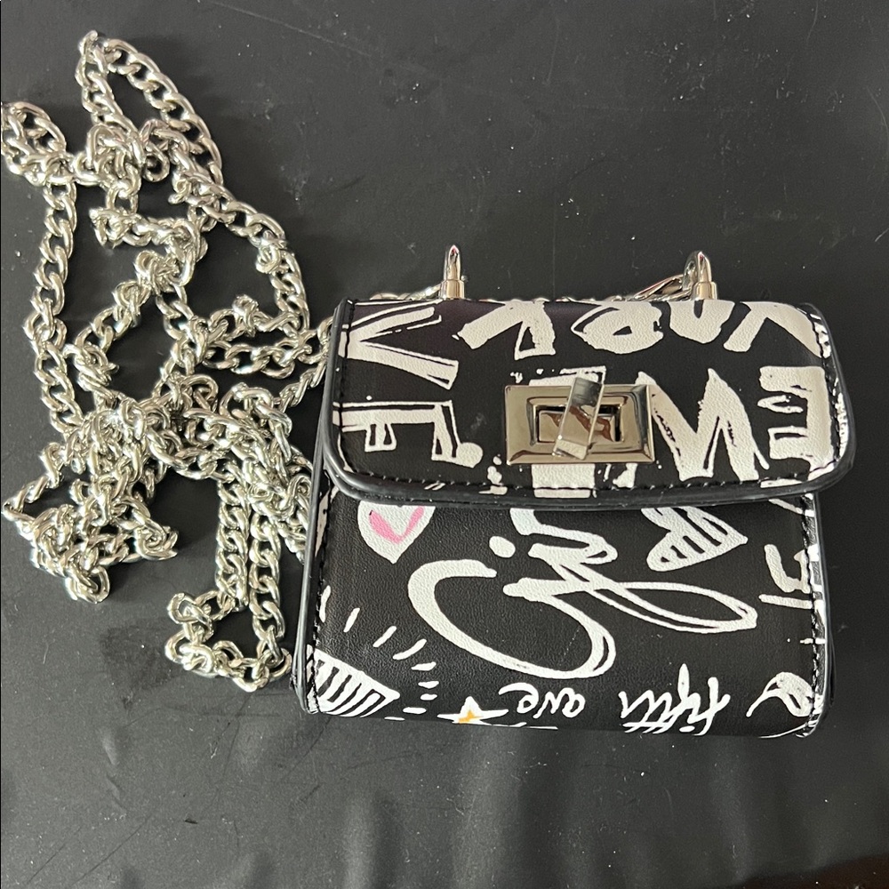 Graffiti Chain Crossbody Bag in Black and White